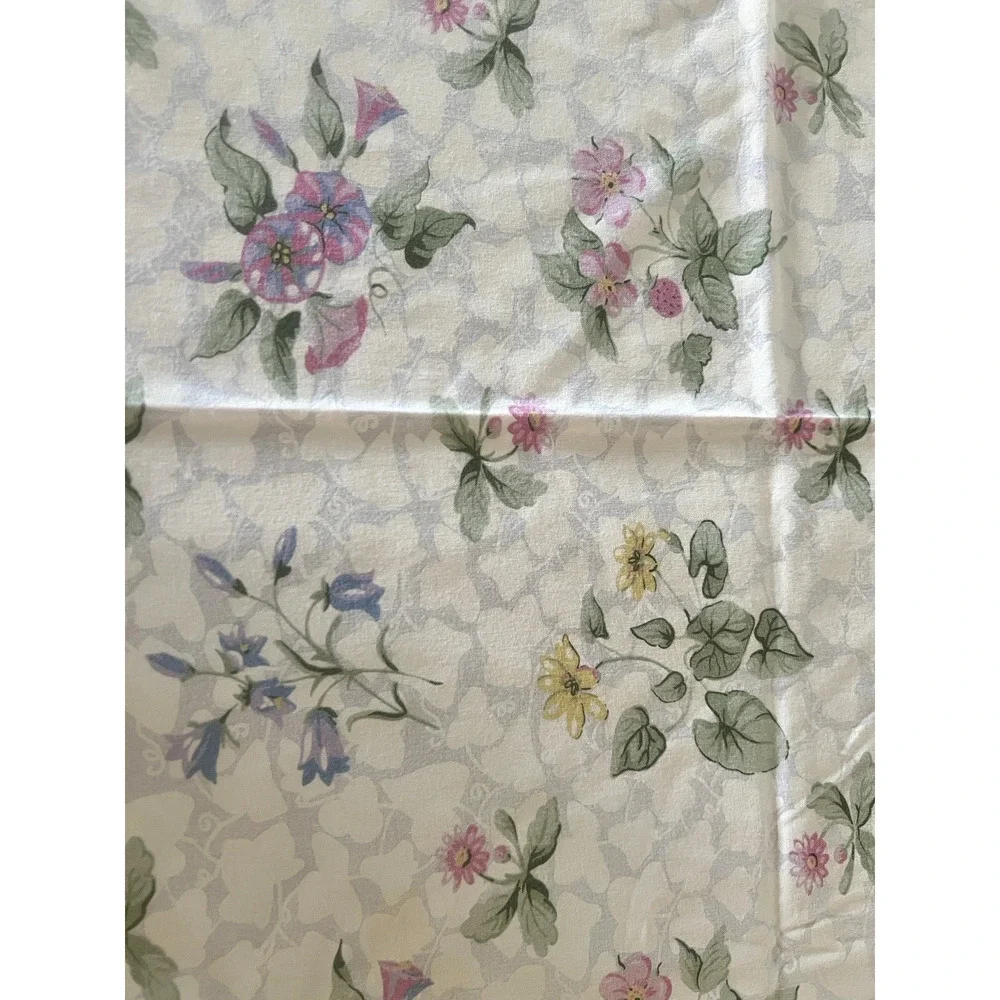 Vintage Avon Home Fashions Tablecloth Cotton Floral Tablecloth M/I Turkey 71x47